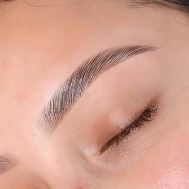 Brynfärgning och plockning Göteborg – välformade bryn